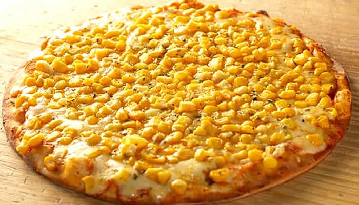 Receita de Pizza de milho verde com requeijão