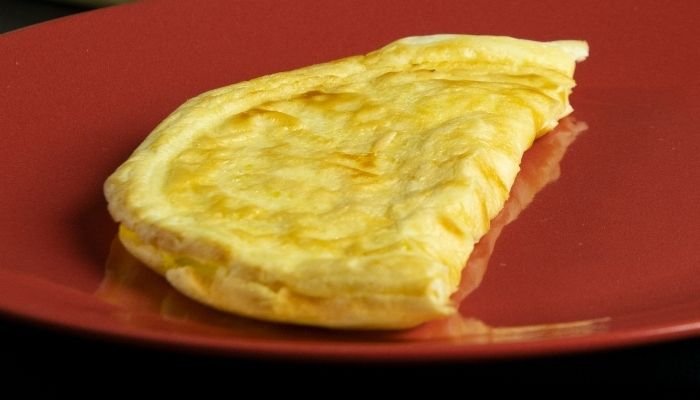 Receita de Omelete de tapioca com queijo
