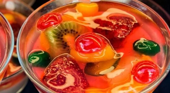 Receita de Salada de frutas com gelatina